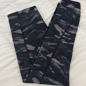 Victoria’s Secret leggings